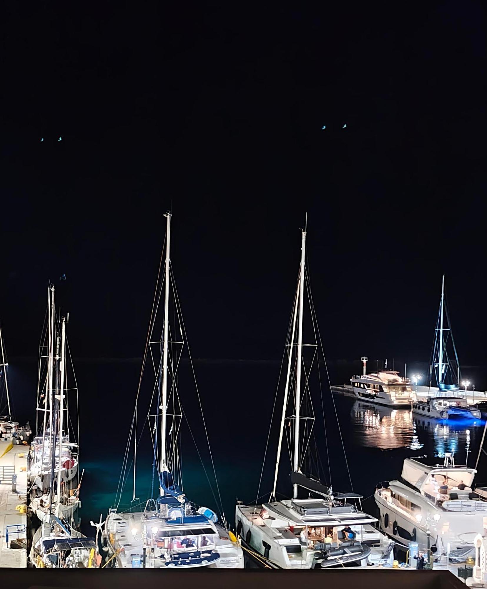 Tinos Heritage Agora Bagian luar foto